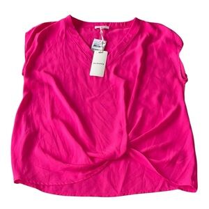 Pleione Twisted Hem Hi-Low Top Pink Women's Top Size Medium nwt